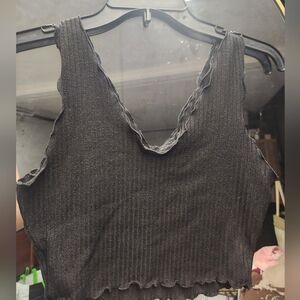 B2G1 SHEIN Ruffled Crop Top